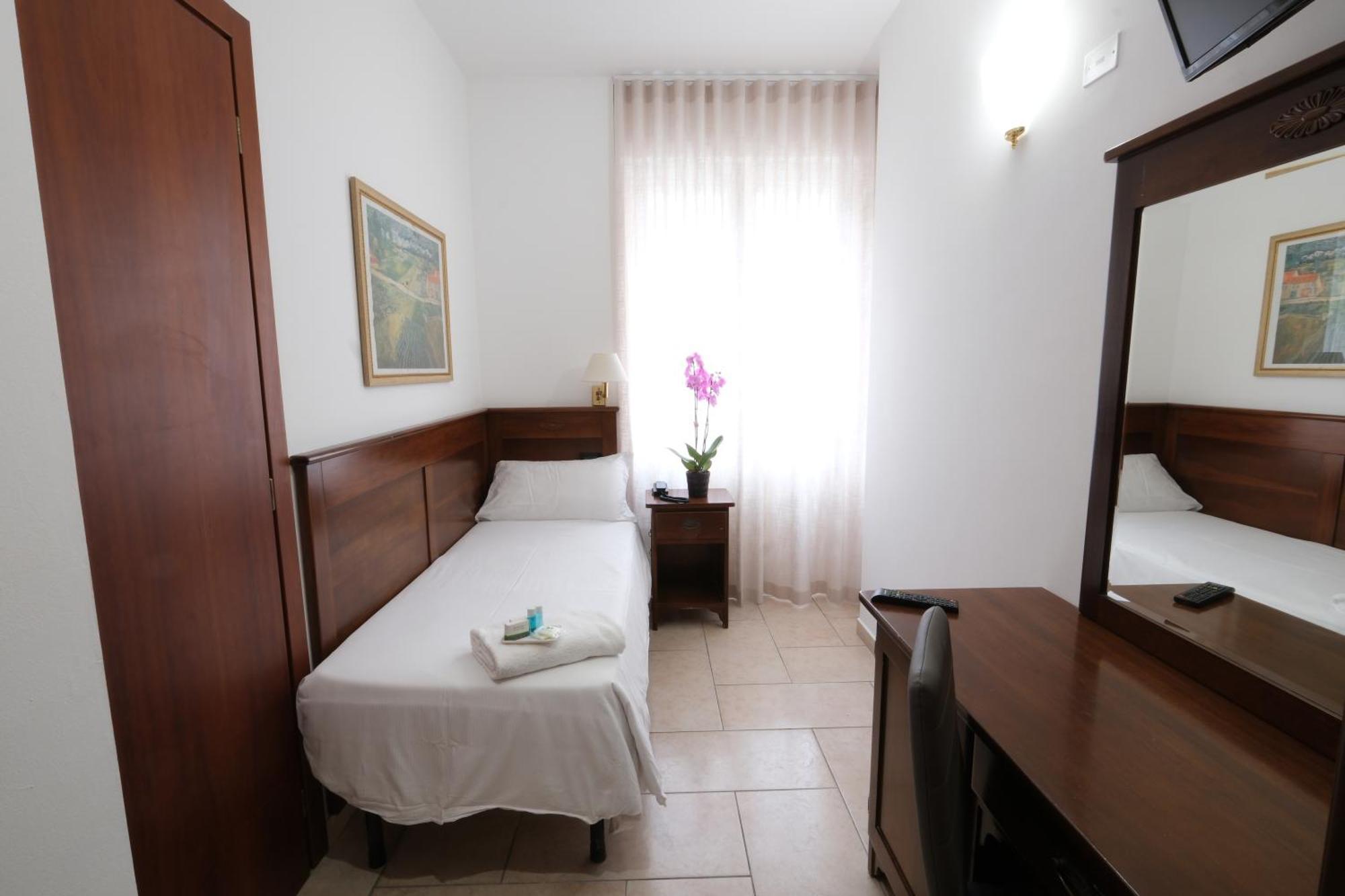 Hotel Nuovo Metro Milano Eksteriør billede